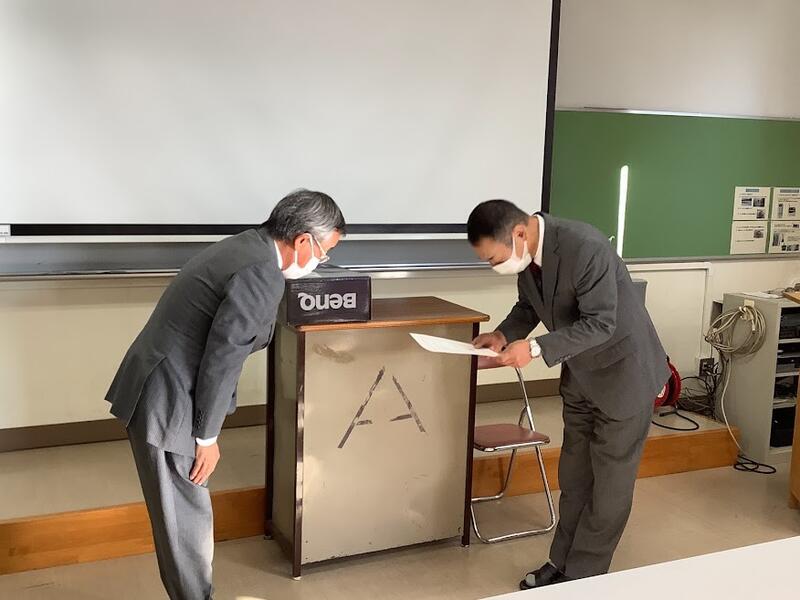 プロジェクタ贈呈式 プロジェクタ贈呈式